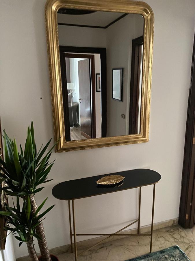 Eur Centro Lux Apartment Con Camino Ρώμη Εξωτερικό φωτογραφία