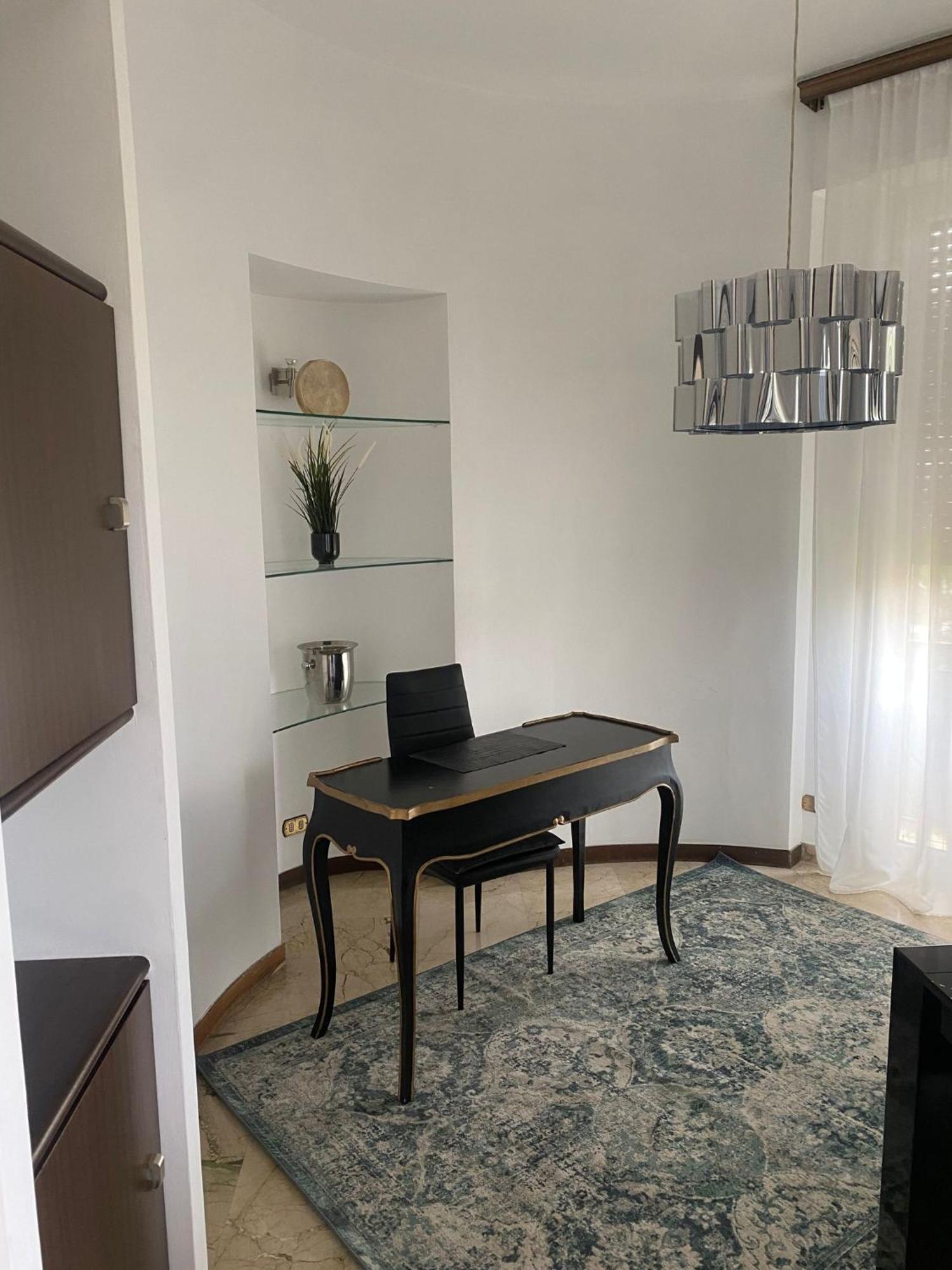 Eur Centro Lux Apartment Con Camino Ρώμη Εξωτερικό φωτογραφία